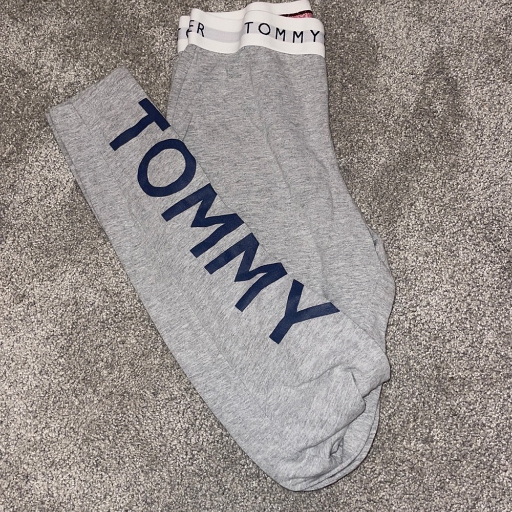 Gray Tommy Hilfiger leggings